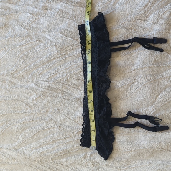 Like New Victoria's Secret Stocking Belt - Picture 10 of 10